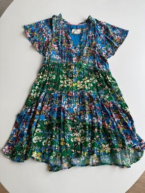 Anthropologie Blue & Green Floral Tiered V-Neck Dress in size Small Petite